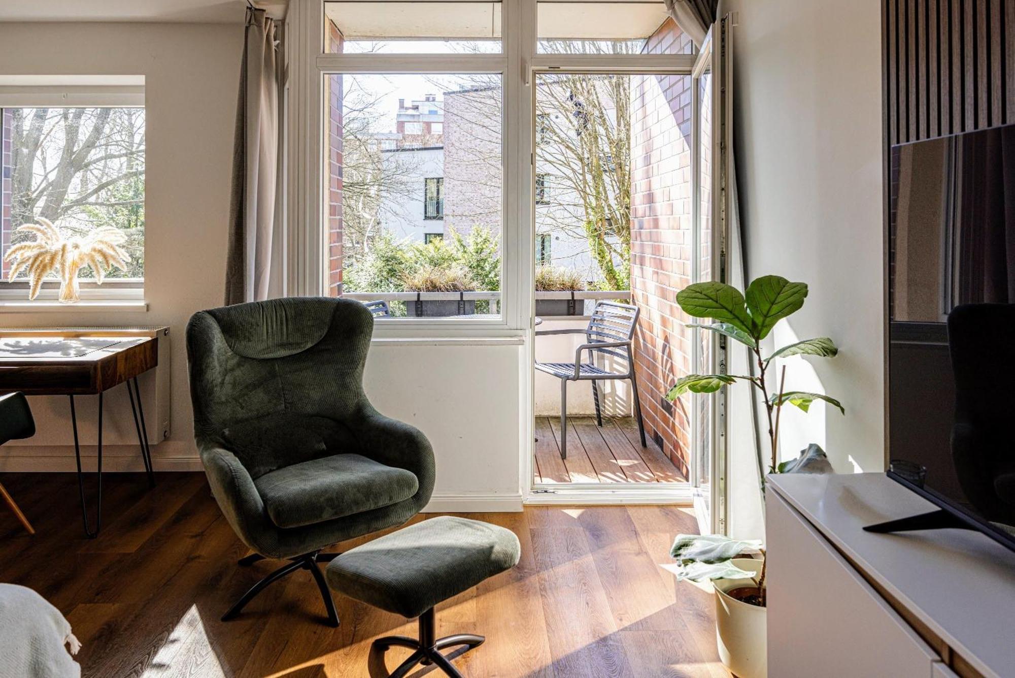 Have-A-Nice-Stay - Nahe Bahnhof - 20 Minuten Nach Hamburg - Trotzdem Ruhig Gelegen - 6 Minuten Zu Fuss Ins Zentrum Ahrensburg - Modern Eingerichtet Exterior foto